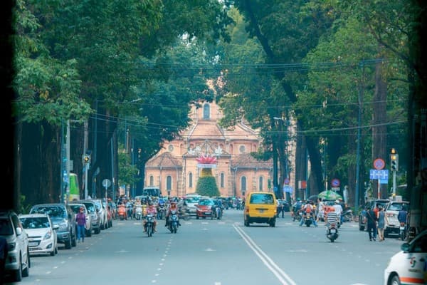 Nha Trang - Saigon visita