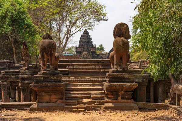 Siem Reap - Banteay Srei - Banteay Samre - Angkor Wat