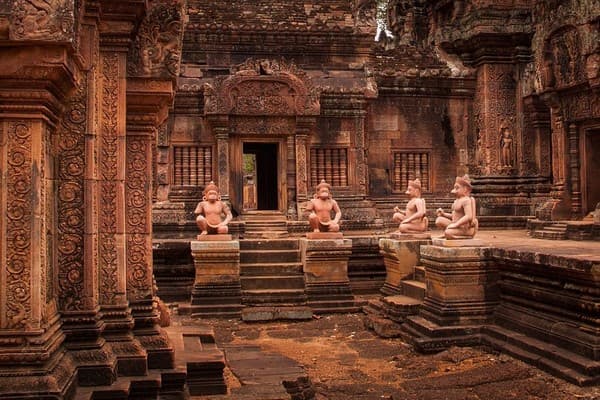 Siem Reap - Banteay Srei - Banteay Samre - Apopo
