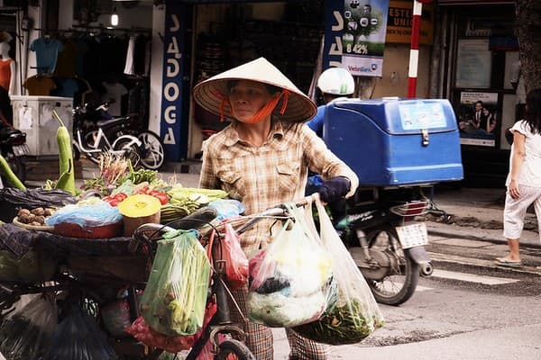 Hanoi - Bat Trang - Hanoi