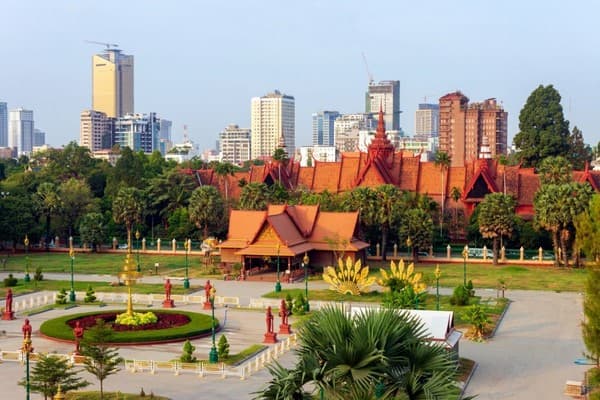 Phnom Penh - Tonle Bati - Phnom Chisor - Phnom Penh