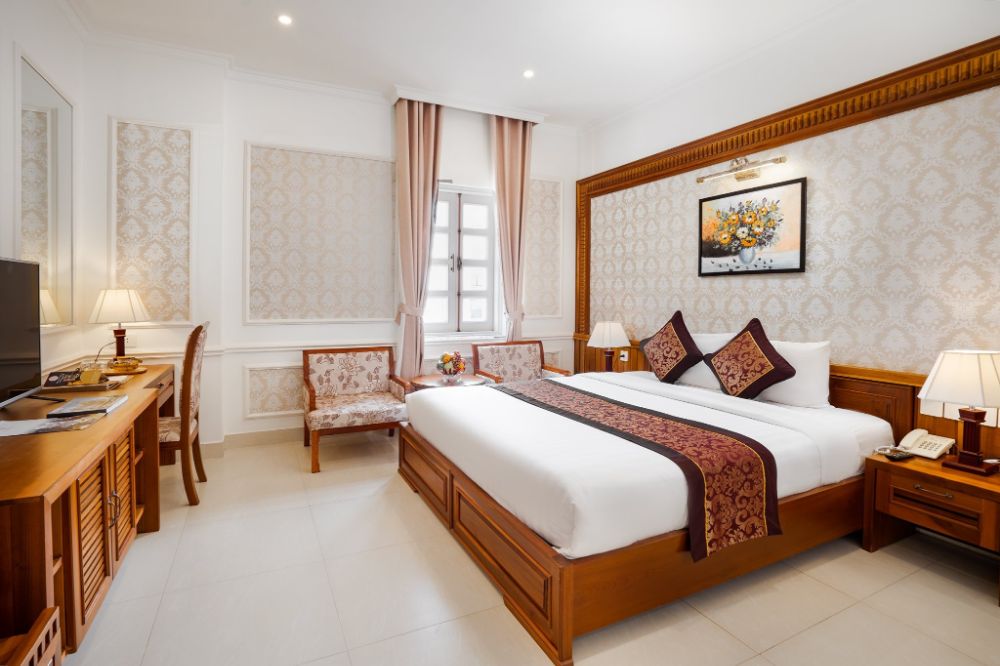 Riverside Hotel quang binh